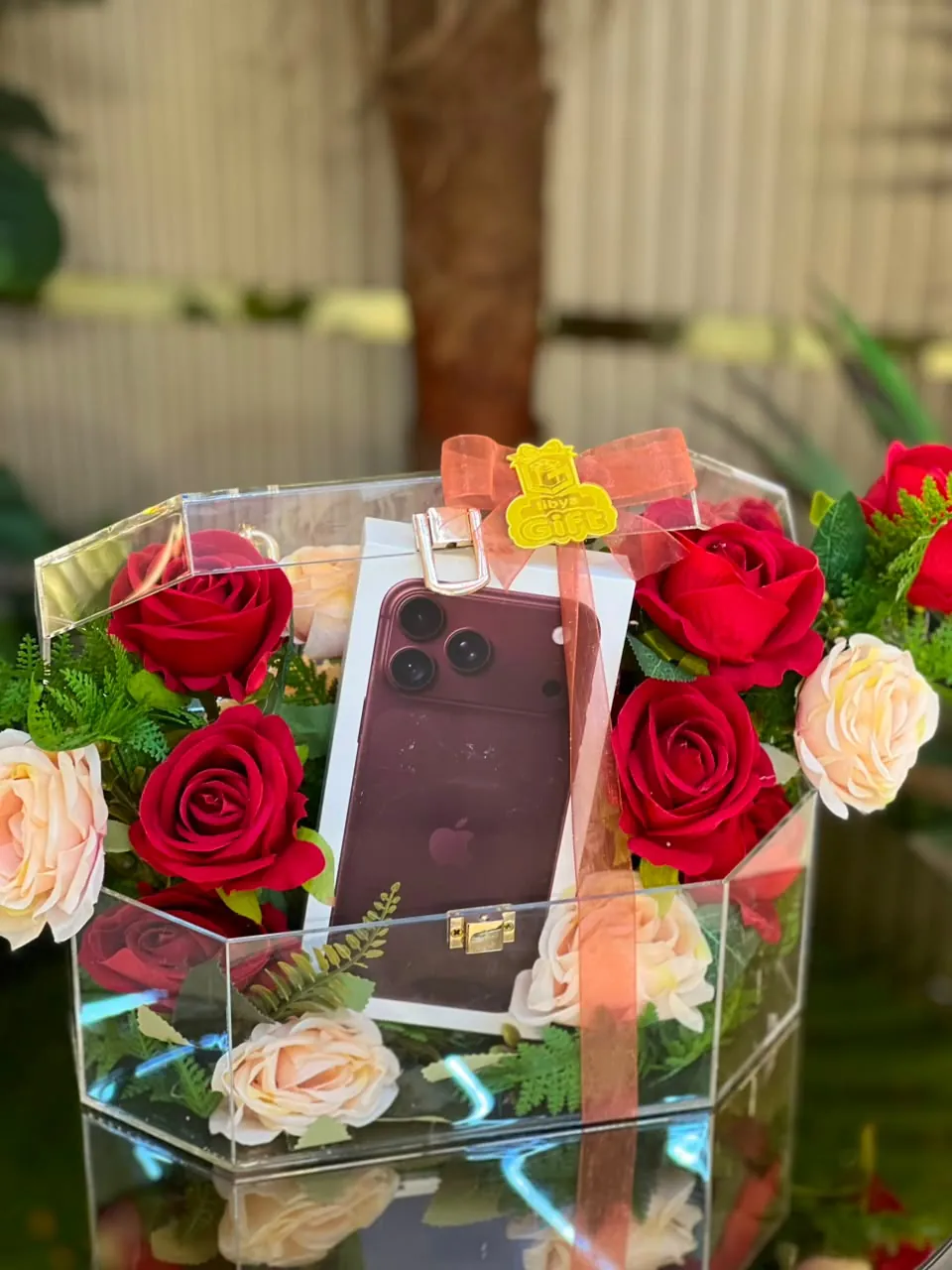 Acrylic box with an iPhone